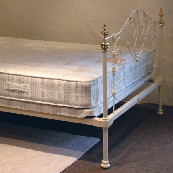 mattress-base-bed-1