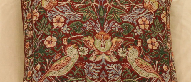 Tapestry Cushion – Strawberry Thief Red