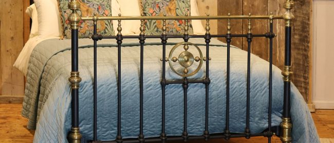 Late Victorian Brass And Cast Iron Antique Bed in Black, MD102