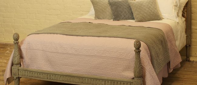 Upholstered Arched Bed – WK161