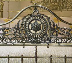 6ft-All-Brass-Bed-With-Serpentine-Top-Rail-MSK64