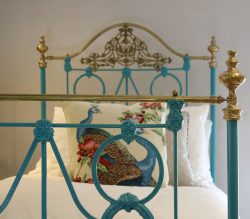 Pair-of-Moroccan-Curly-Iron-Blue-Brass-and-Iron-Antique-Beds-MPS40